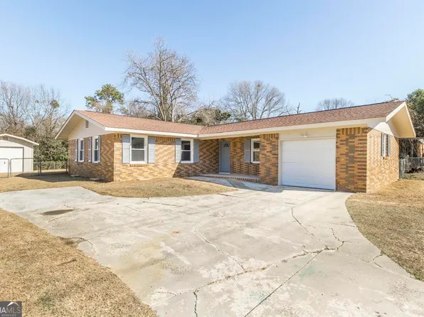 822 Arrowhead Trl, Warner Robins, GA 31088