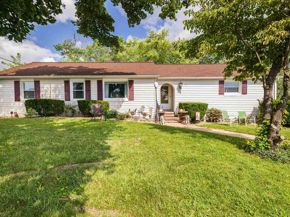 17 Mountain View Dr, Verona, VA 24482