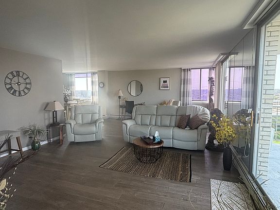 3rd image of 40 N Tower Rd APT 10