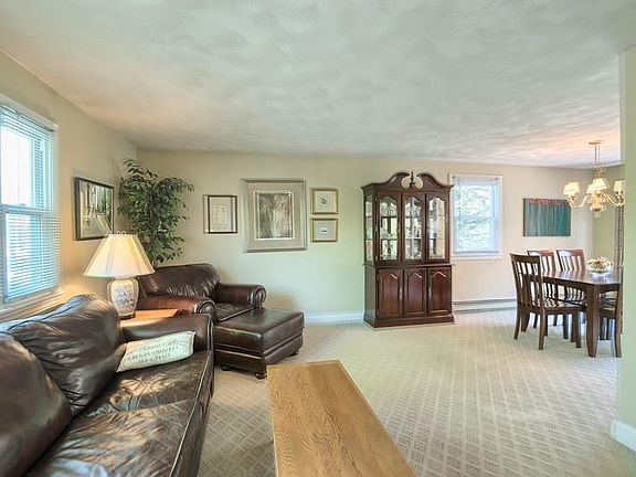 2nd image of 15-17 Virginia Ave #1