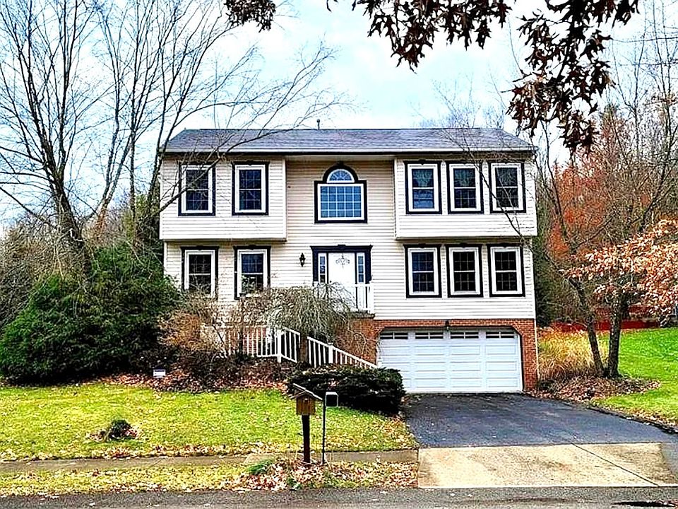 1st image of 111 Hazelwood Dr