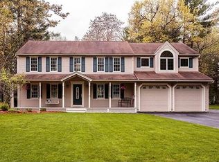 6 Meadow Ln, Westford, MA 01886