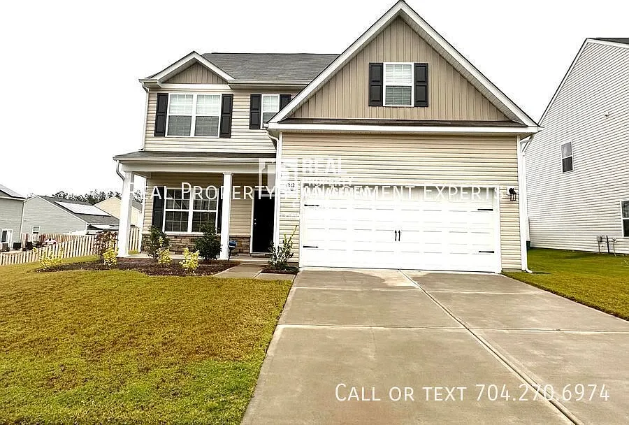 Coming Soon! Amazing 4br/2.5ba Home In Charlotte! — Photo 3