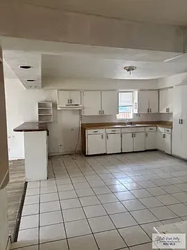 810 Alamo St — Photo 2