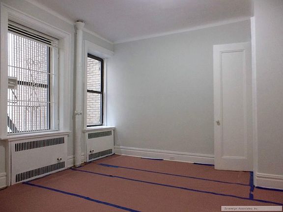 4th image of 220 W 98th St APT 5G