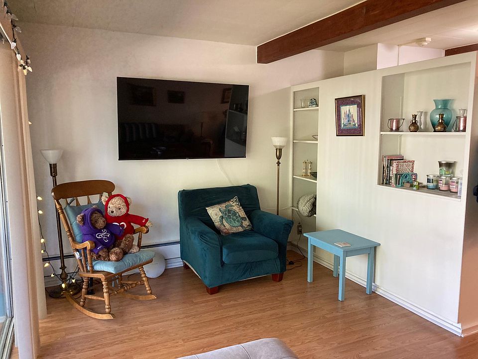 plenty of seating and storage