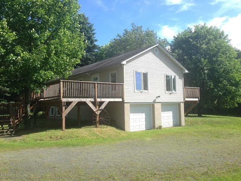 Side view garage