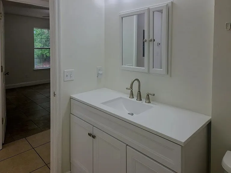 2708 Oak Park Ct — Photo 2