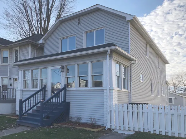 4266 Pitt St, Ecorse, MI 48229