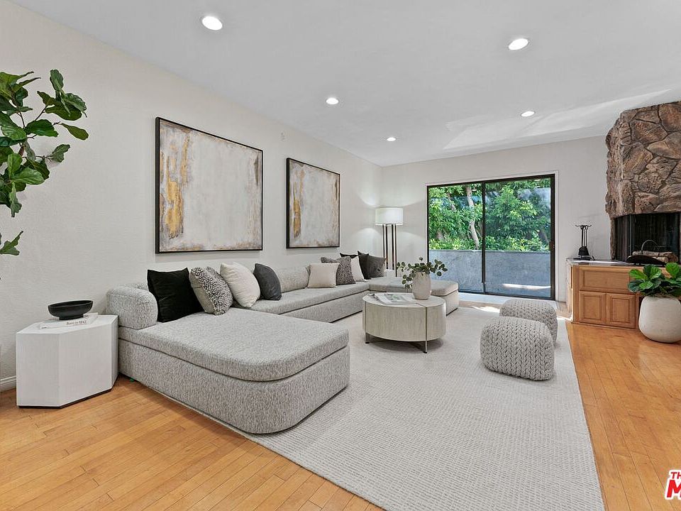 1st image of 1271 Stoner Ave APT 103