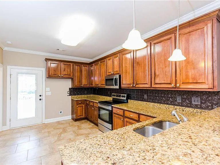 2618 Tuscany Hills Dr — Photo 4