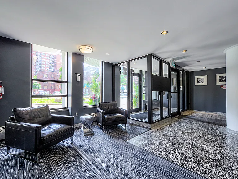 392 Sherbourne St #404 — Photo 10