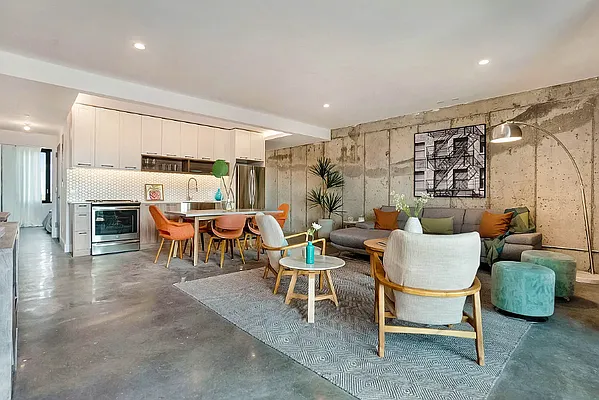 Rented by Dalan Rentals | media 35