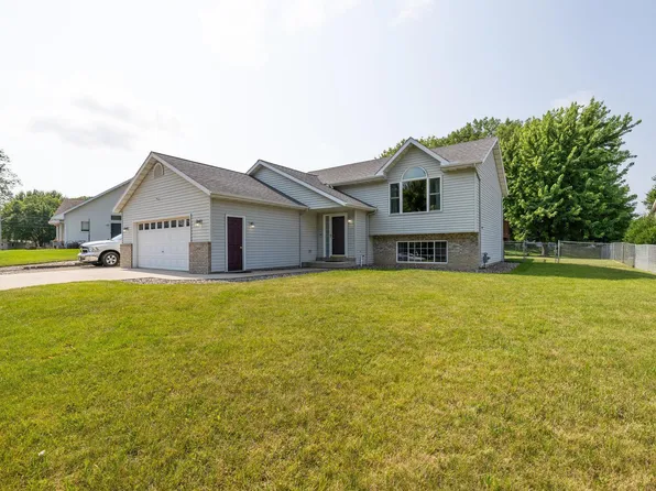 1050 20th St NE, Owatonna, MN 55060