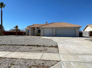 14070 Falling Leaf Rd, Apple Valley, CA 92307