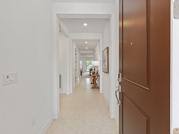 4th image of 3335 NW 52nd Avenue Rd