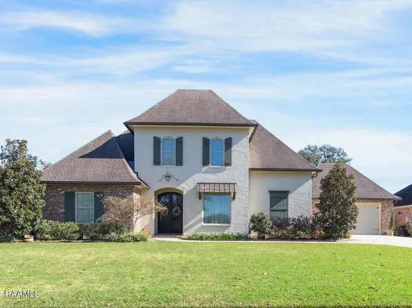 713 Hummingbird Ln, New Iberia, LA 70560