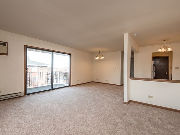 2nd image of 15818 Terrace Dr Unit 03