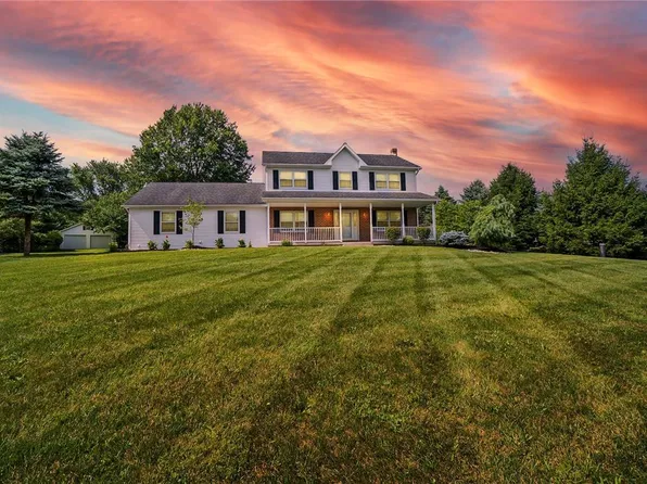 295 Johnson Ln, Lehighton, PA 18235