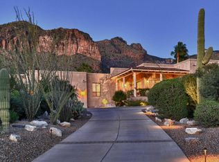 7460 N Catalina Ridge Dr, Tucson, AZ 85718