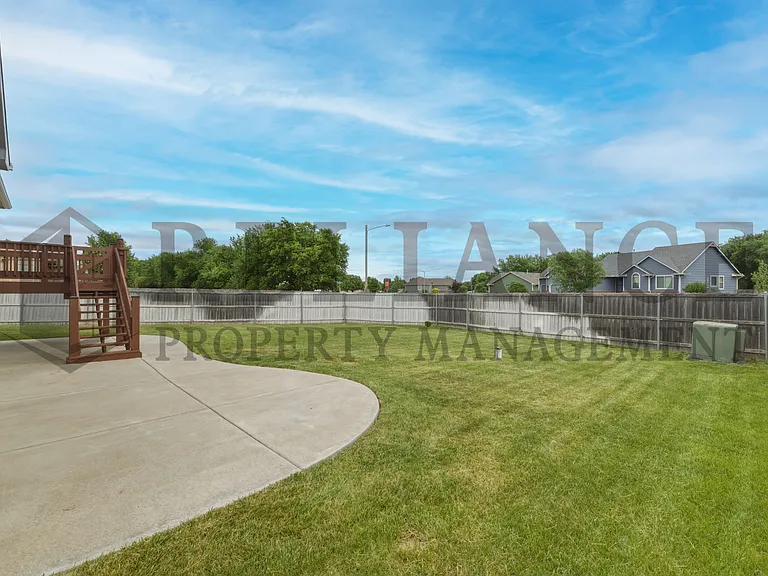 1726 N Black Oak Ct — Photo 8