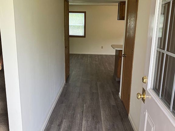 4th image of 4440-42 E Santa Barbara Dr #4440