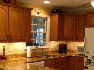 5195 Barnett Shoals Rd, Athens, GA 30605