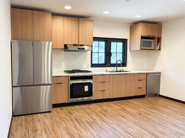 (undisclosed Address), Hillsborough, CA 94010