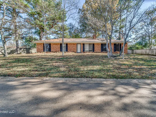 460 Robert Michael Dr, Pearl, MS 39208