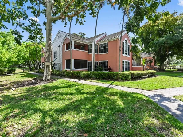 1125 Crystal Way, Delray Beach, FL