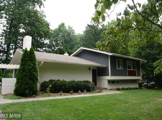 7506 Hamilton Spring Rd, Bethesda, MD 20817