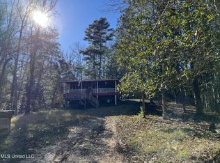 112 Riverside Dr, Lucedale, MS 39452