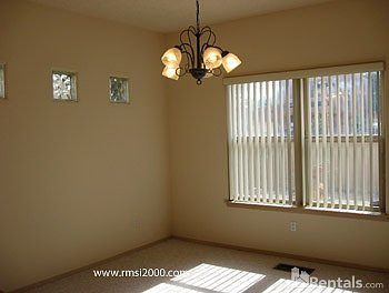 2nd image of 10104 Calabacillas Ct NW