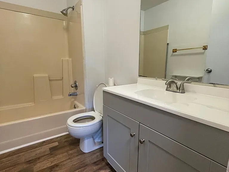 109 Oliver Street — Photo 15