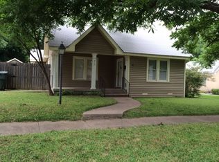 912 N 1st St, Temple, TX 76501