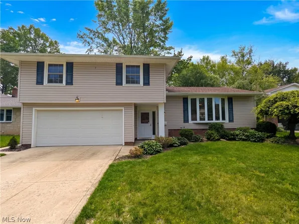 30223 Chatham Point Dr, Bay Village, OH 44140