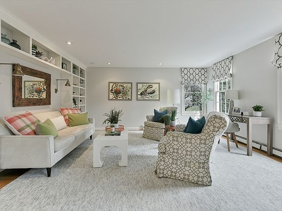 4th image of 10 Edgar Walker Ct