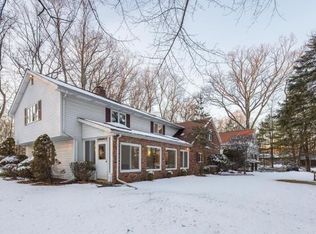 173 Van Houten Flds, West Nyack, NY 10994