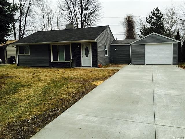 1st image of 37315 Woodland Dr