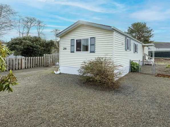 4800 SE Inlet Ave #24, Lincoln City, OR 97367