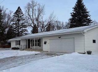 407 Eichelberger Ave, Montevideo, MN 56265