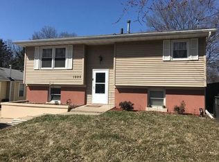 1005 Rittenhouse St, Des Moines, IA 50315