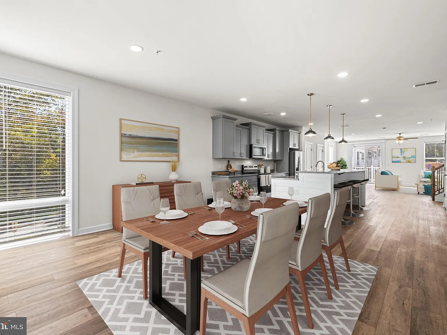 3 bed, 2.5 bath, 2782 sqft, $2,899 — Photo 3