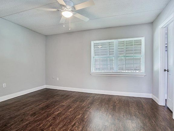 4th image of 4319 W North B St #4