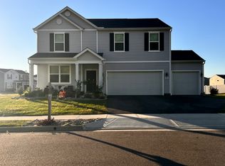 1183 Lake Forest Dr, Hebron, OH 43025