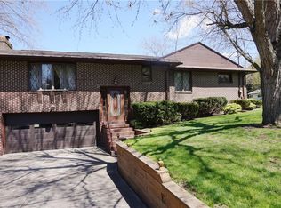 12911 Sunset Cir NW, Uniontown, OH 44685