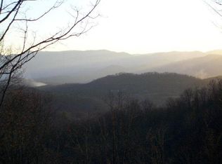 1035 Onion Mountain Rd, Franklin, NC 28734