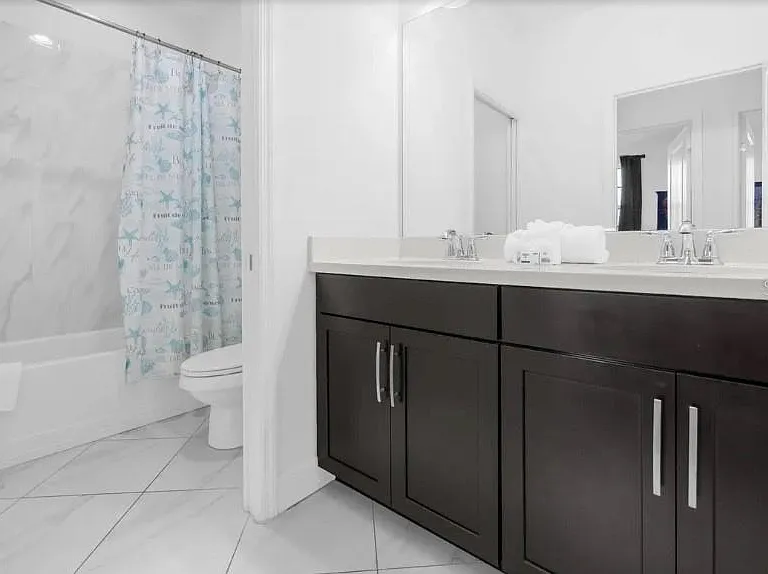 450 Captiva Dr — Photo 16
