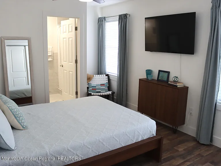 111 Long Branch Ave — Photo 13