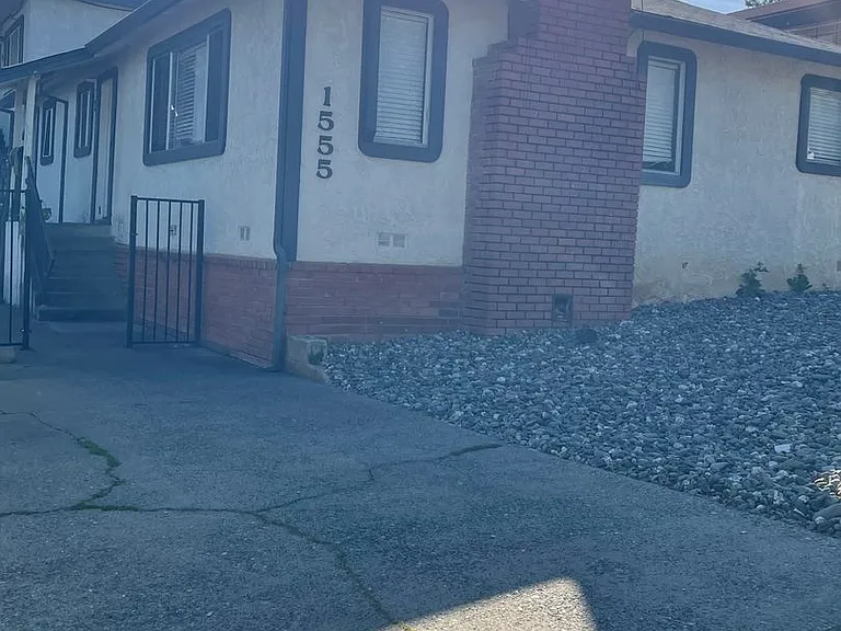 1555 Olive Ave — Photo 1